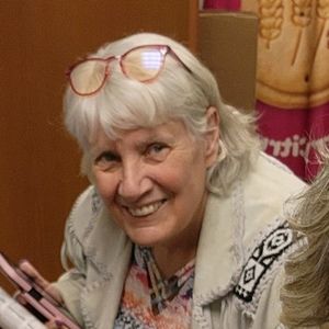 Meet your Posher, Libby